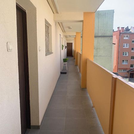 Apartament Antrakt Еленя-Гура Экстерьер фото